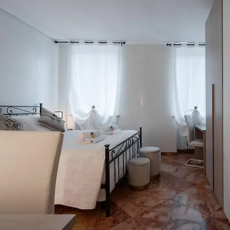 Dorsoduro Appartement *